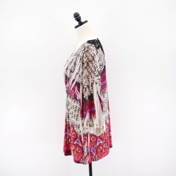 Style & Co. Large V-Neck Wrap Dress Lace Back Line Black Red Geometric Flutter - Picture 5 of 8